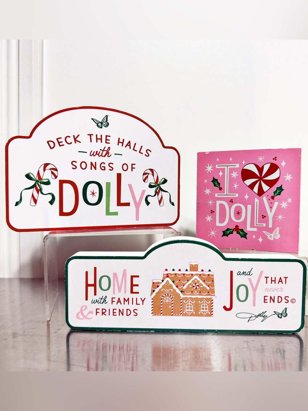 DOLLY PARTON 3-Piece Wood Block Signs HOLLY DOLLY Christmas Decor - New
